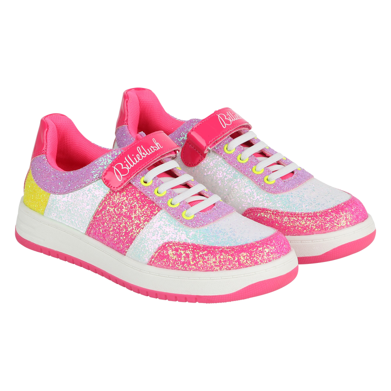 Lace-up low-top sneakers