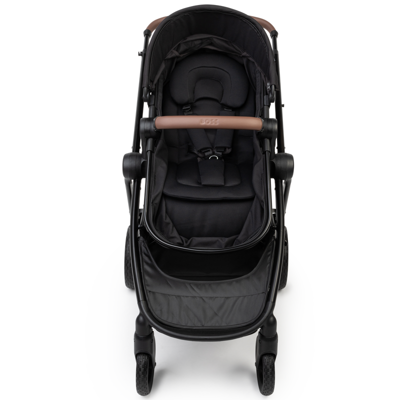 Layered compact buggy BOSS 
                    UNISEX