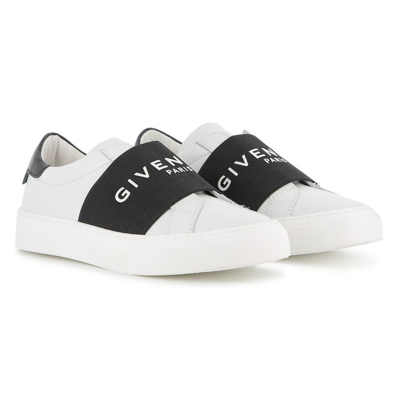 Sneakers GIVENCHY 
                        UNISEX