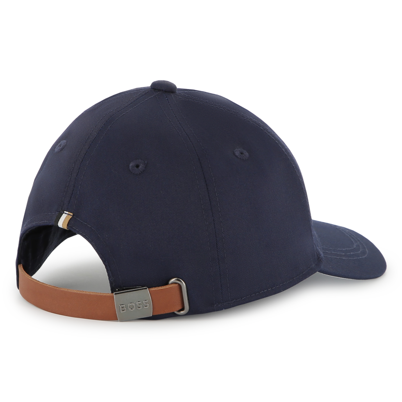Cap with adjustable fastening. BOSS 
                        BOY