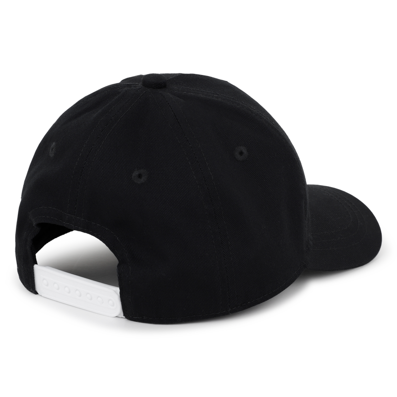 Cap with adjustable fastening BOSS 
                        BOY