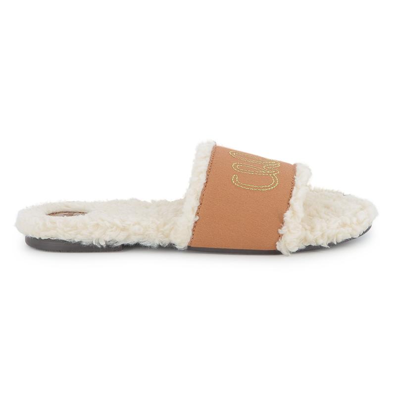 Slides CHLOE 
                        GIRL