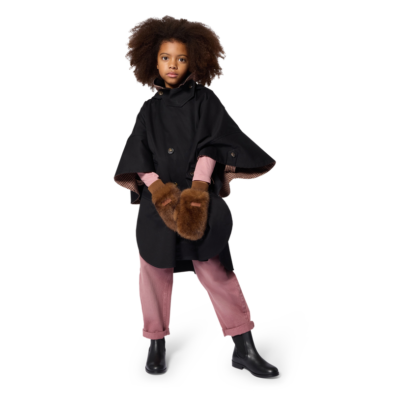 Knitted cape CHLOE 
                        GIRL