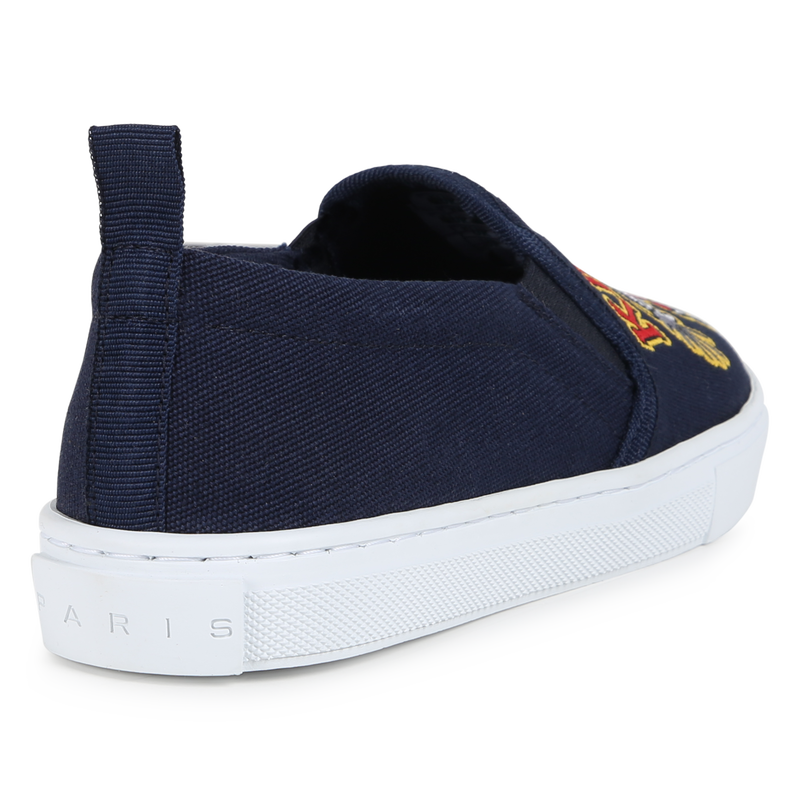 KENZO レオハトフリントレスアッフフツ FA62BT340L77 03ECRU KENZO KIDS Embroidered Tiger Slip-On Sneakers for UNISEX