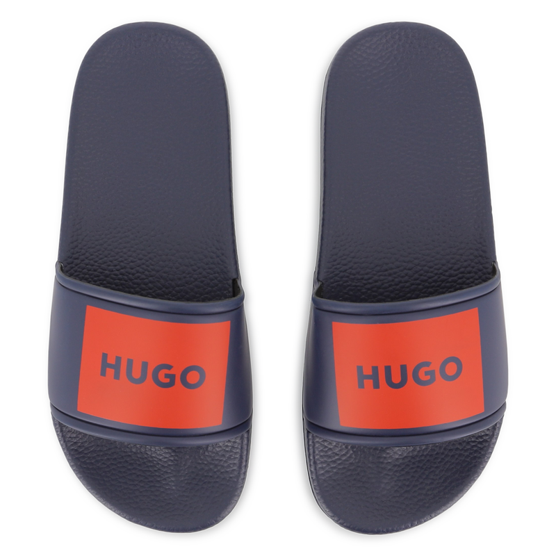 Slides HUGO 
                        BOY