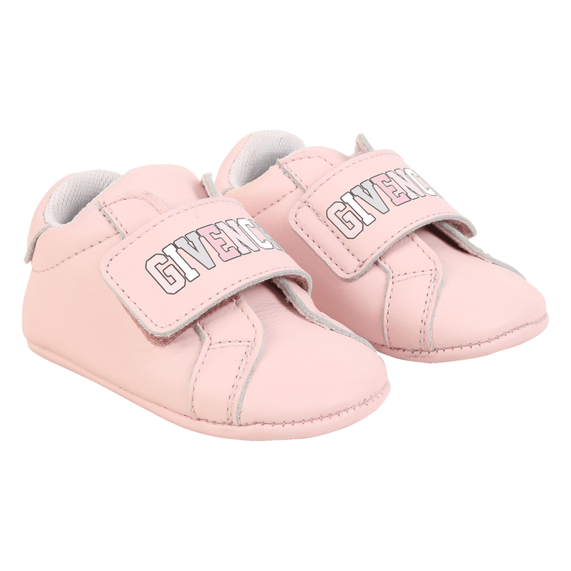 Baby slippers with velcro top