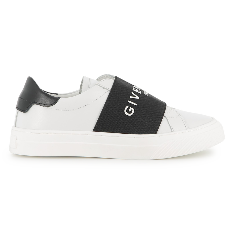 Sneakers GIVENCHY 
                        UNISEX