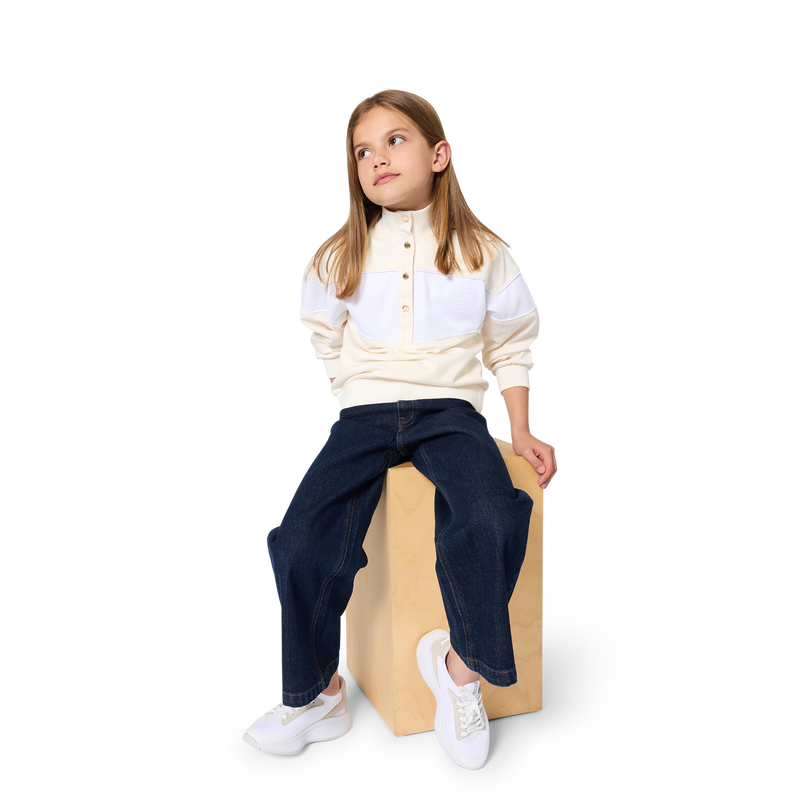 JEANS WITH ZIP CLOSURE BOSS 
                        GIRL