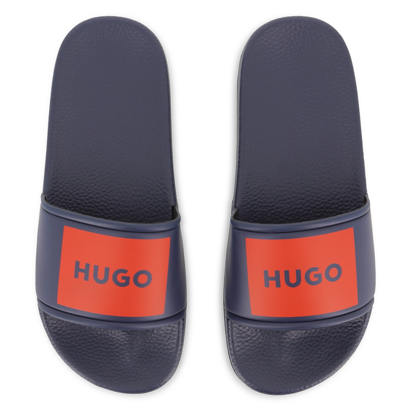 Slides HUGO 
                        BOY