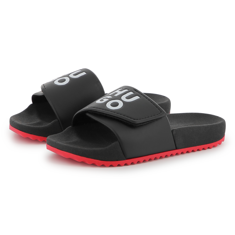 Two-tone sliders HUGO 
                        BOY