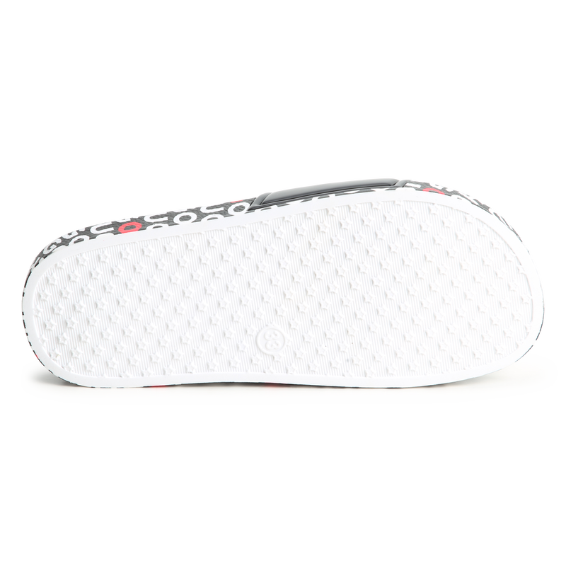 Logo pool slides HUGO 
                    BOY