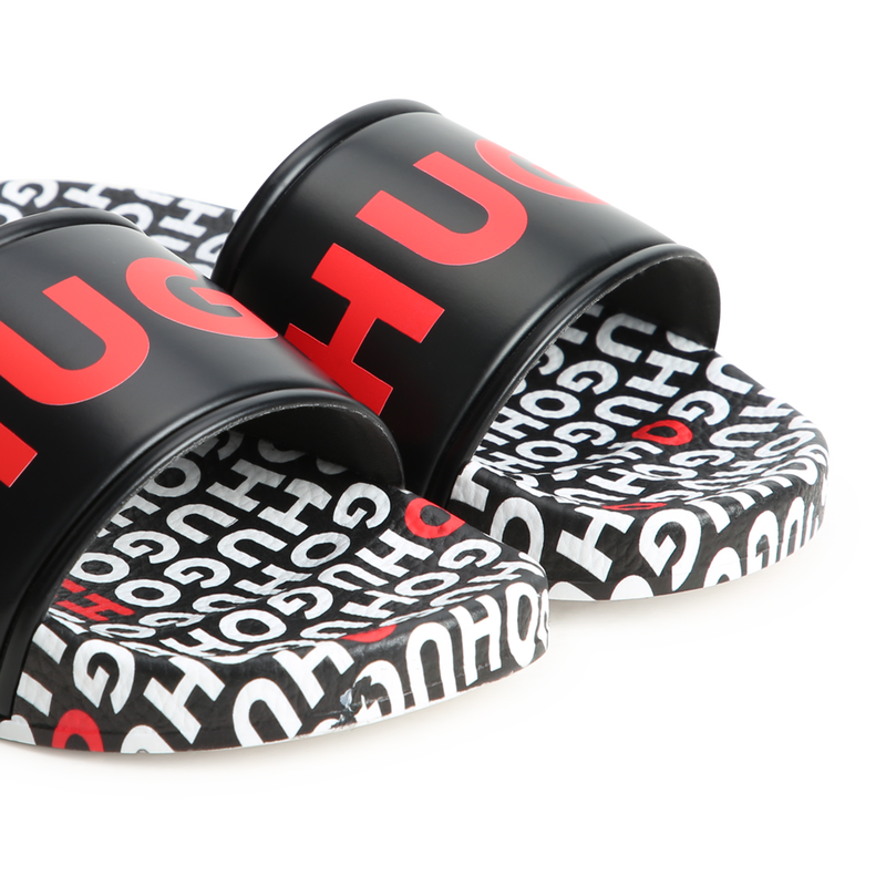 Logo pool slides HUGO 
                    BOY