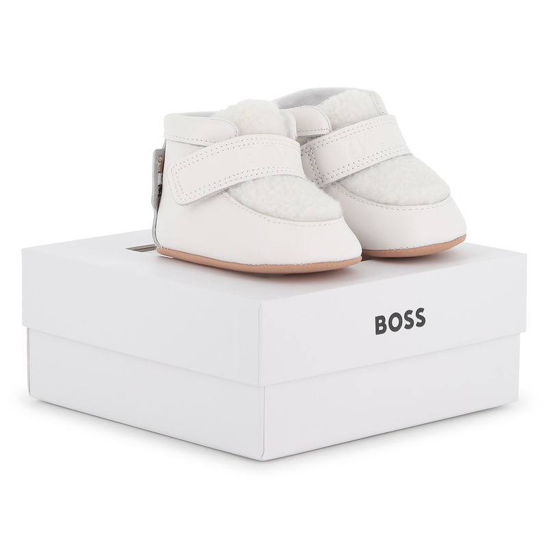 Slippers BOSS 
                        BOY