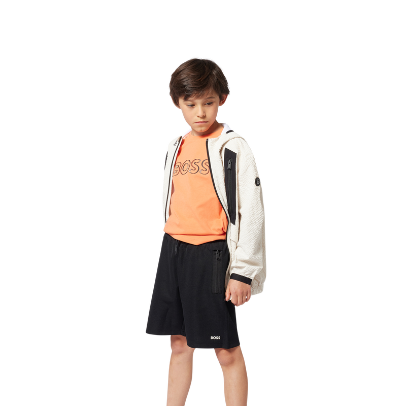 Logo Bermudas BOSS 
                        BOY