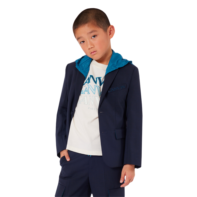 Bi-material suit jacket