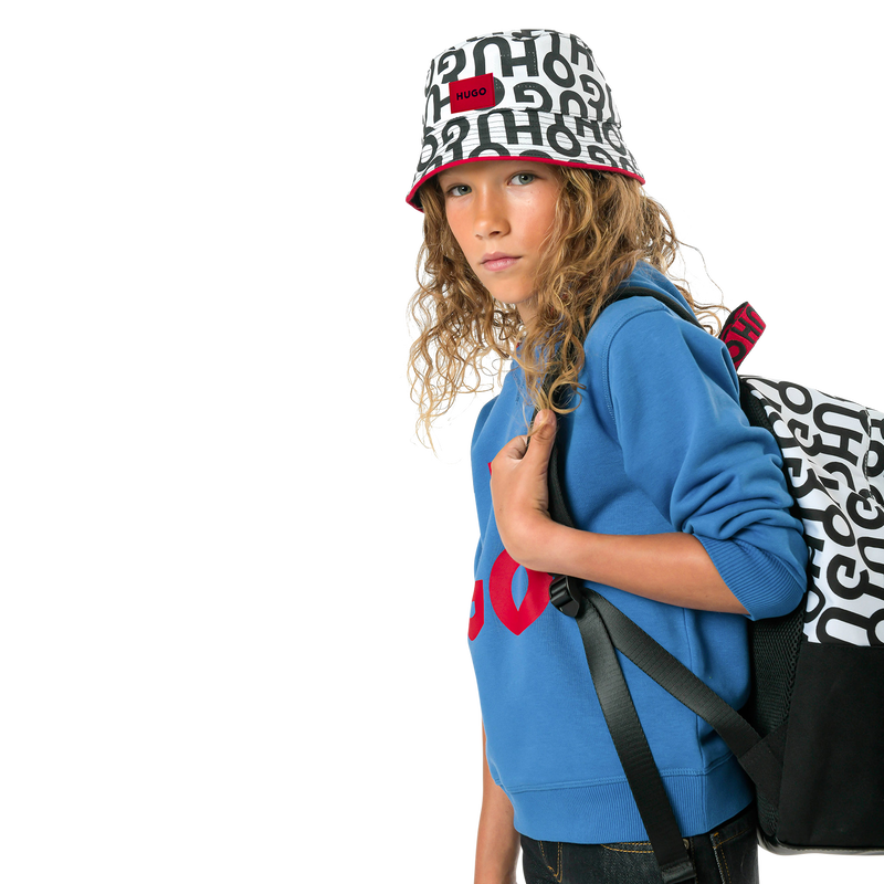 Reversible bucket hat