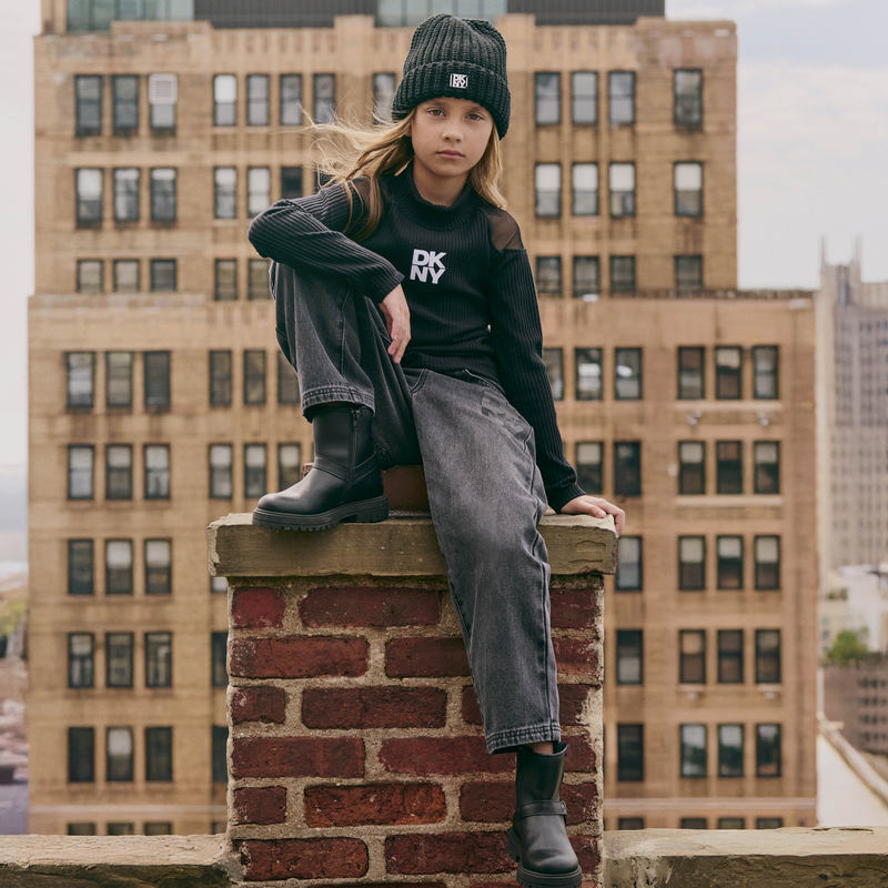 Knitted beanie DKNY 
                    GIRL