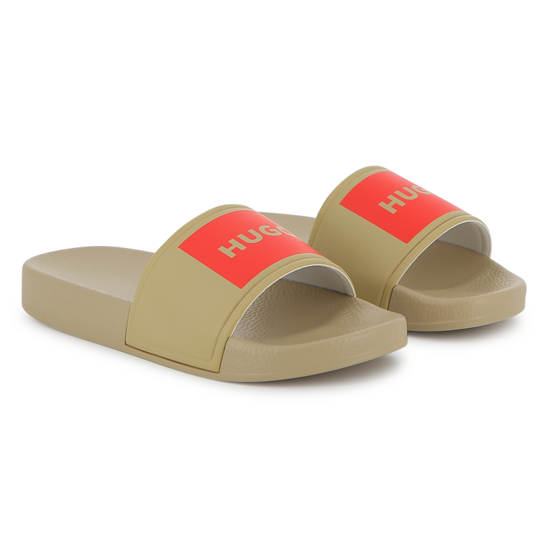 Slides HUGO 
                        BOY