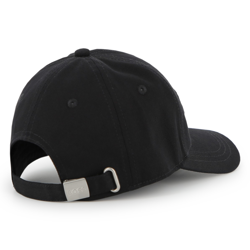 CAP WITH ADJUSTABLE CLOSURE BOSS 
                        BOY