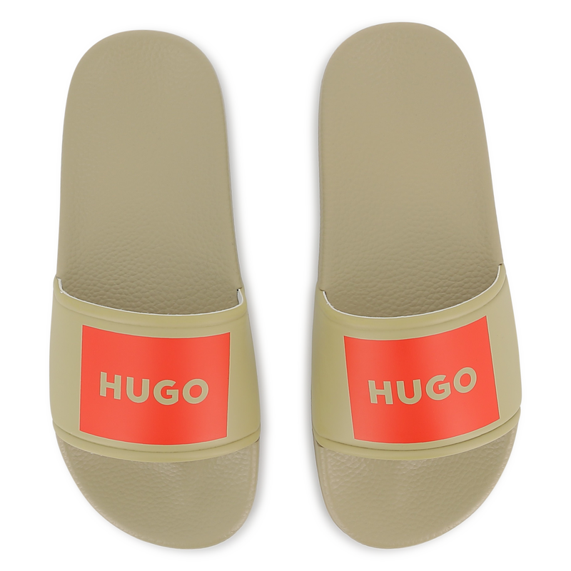 Slides HUGO 
                        BOY