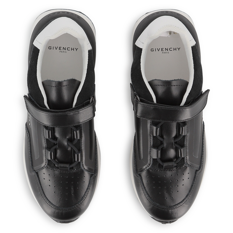 LACE-UP SNEAKERS GIVENCHY 
                        UNISEX