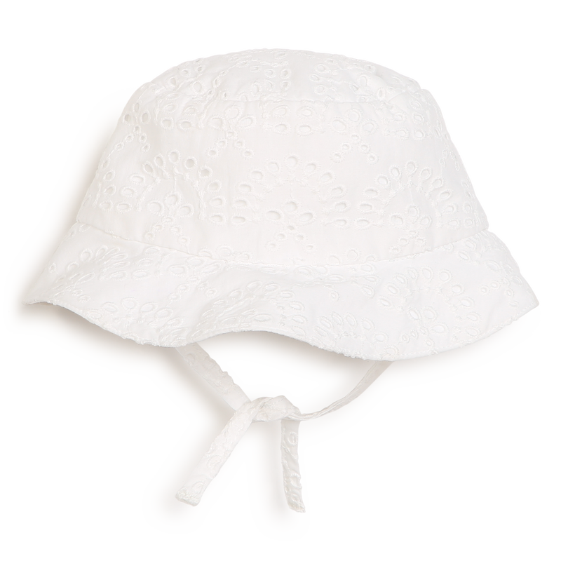 eyelet hat CARREMENT BEAU 
                    GIRL
