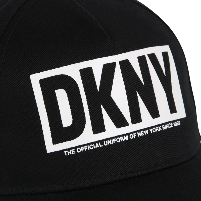 Logo baseball cap DKNY 
                    UNISEX