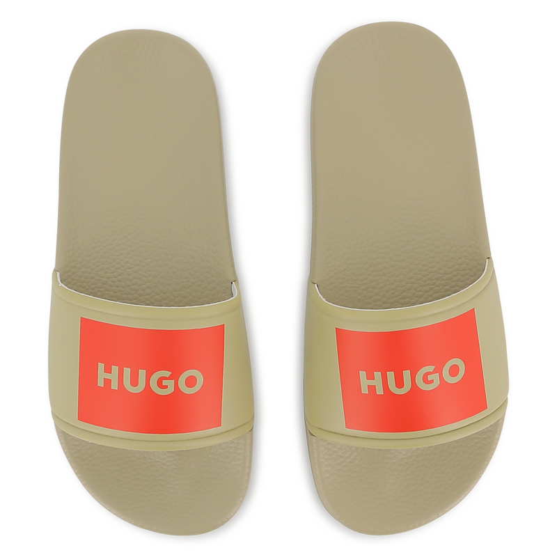 Slides HUGO 
                        BOY