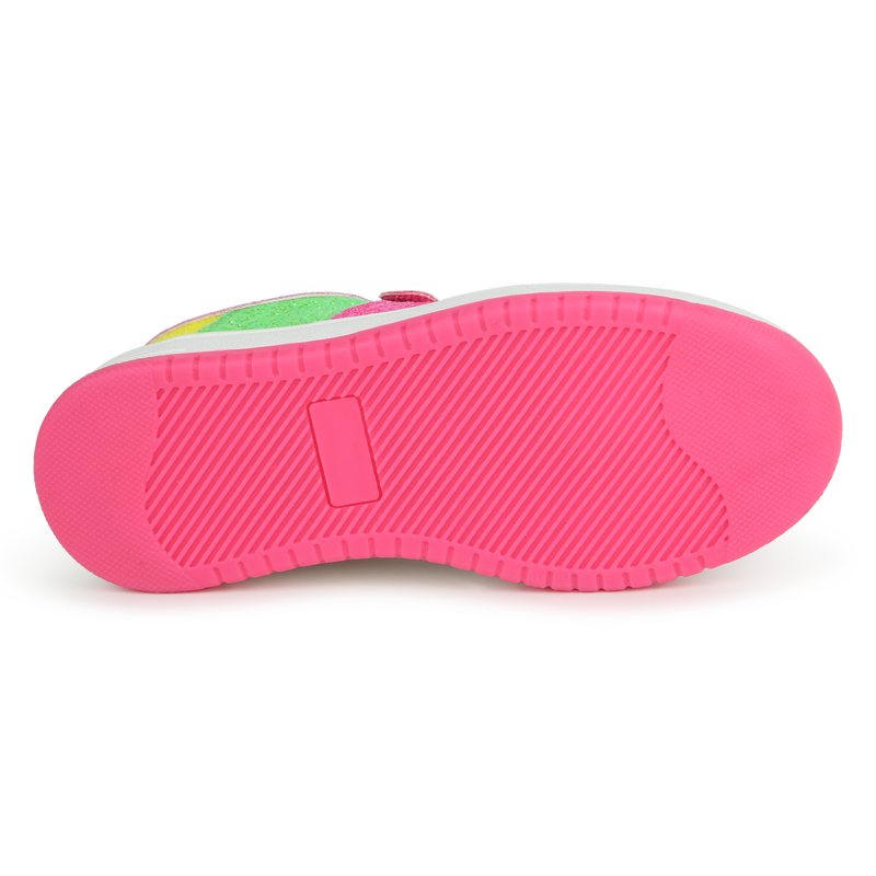 Lace-up low-top sneakers