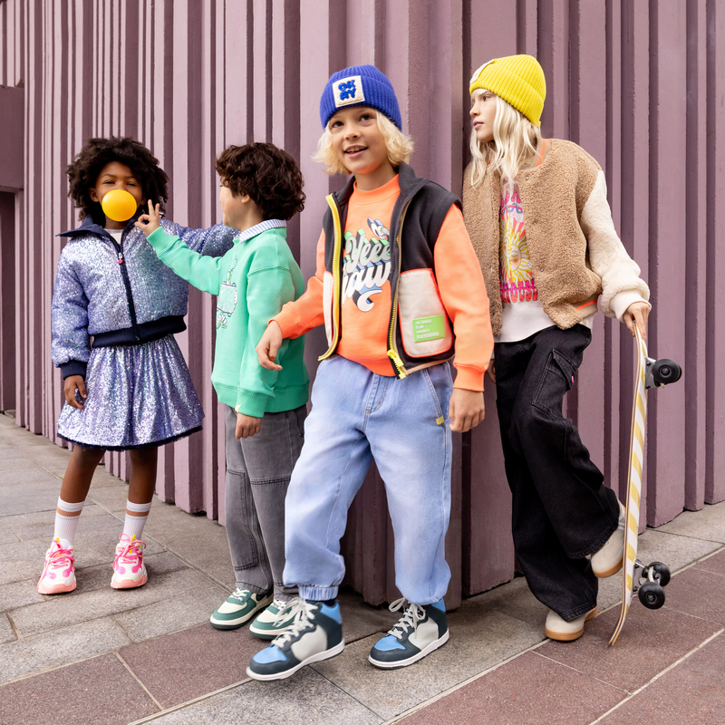 Embroidered badge hat BILLIEBLUSH 
                        GIRL