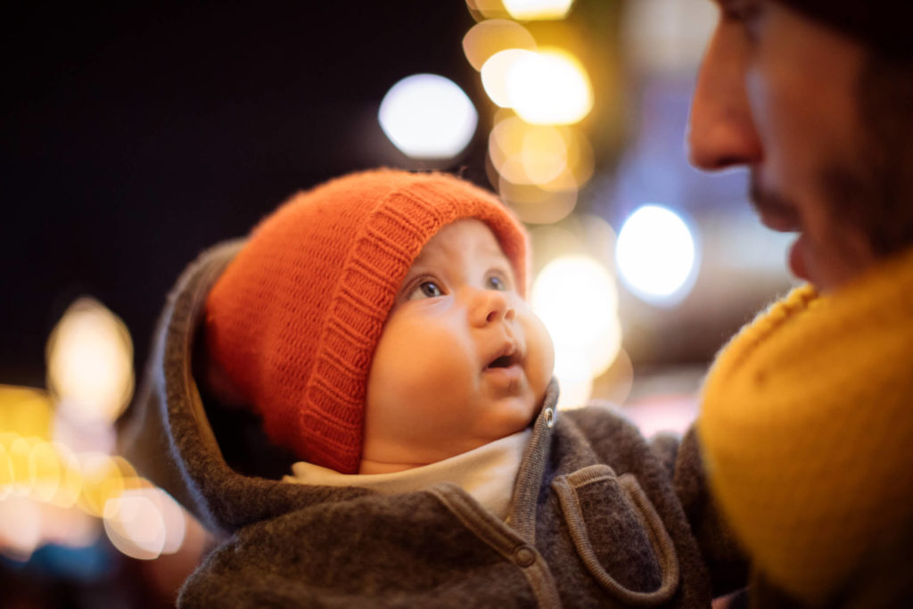 How to Dress Your Baby According to the Seasons?